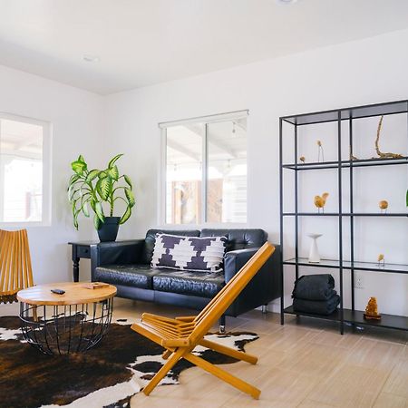 The Zen - Outdoor Shower, Gas Fireplace, Walkable To Shops & Restaurants Джошуа Три Екстериор снимка