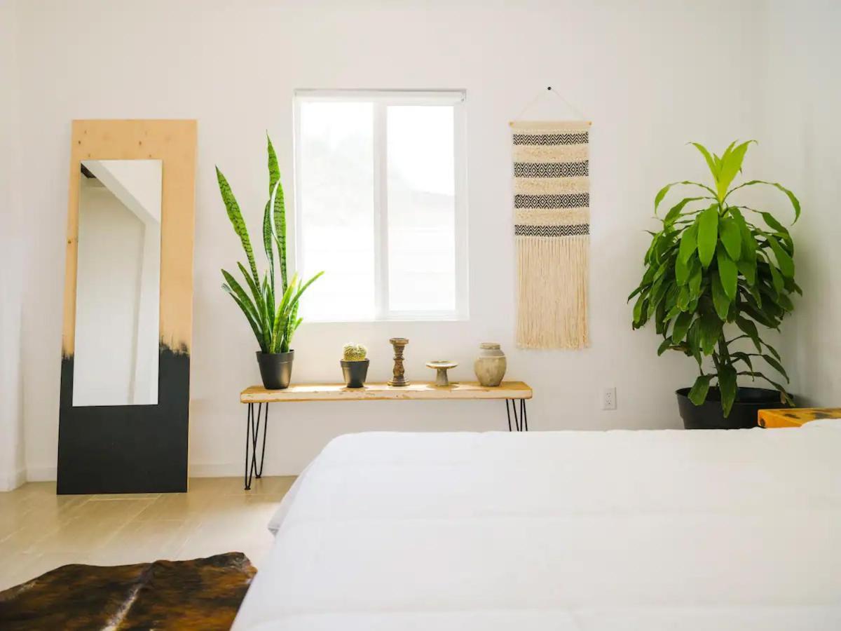 The Zen - Outdoor Shower, Gas Fireplace, Walkable To Shops & Restaurants Джошуа Три Екстериор снимка