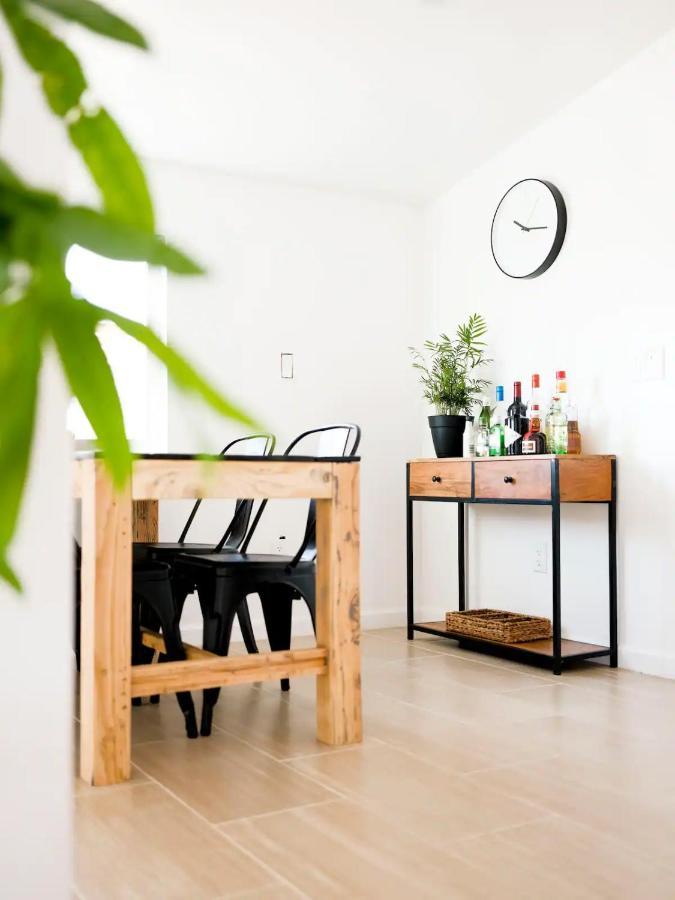 The Zen - Outdoor Shower, Gas Fireplace, Walkable To Shops & Restaurants Джошуа Три Екстериор снимка
